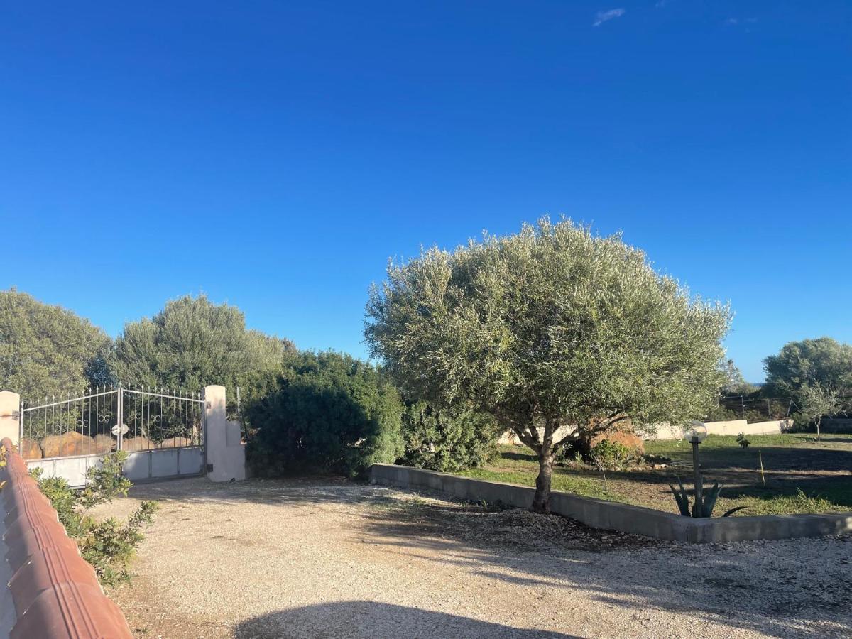 Domo Sara Villa Orosei Bagian luar foto